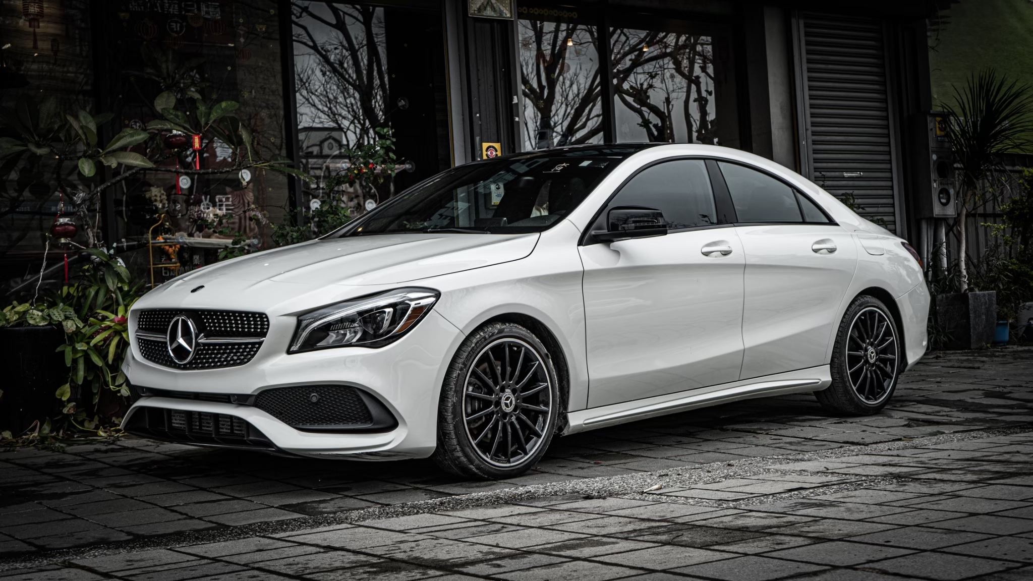 2018 M-Benz CLA250 四門轎車