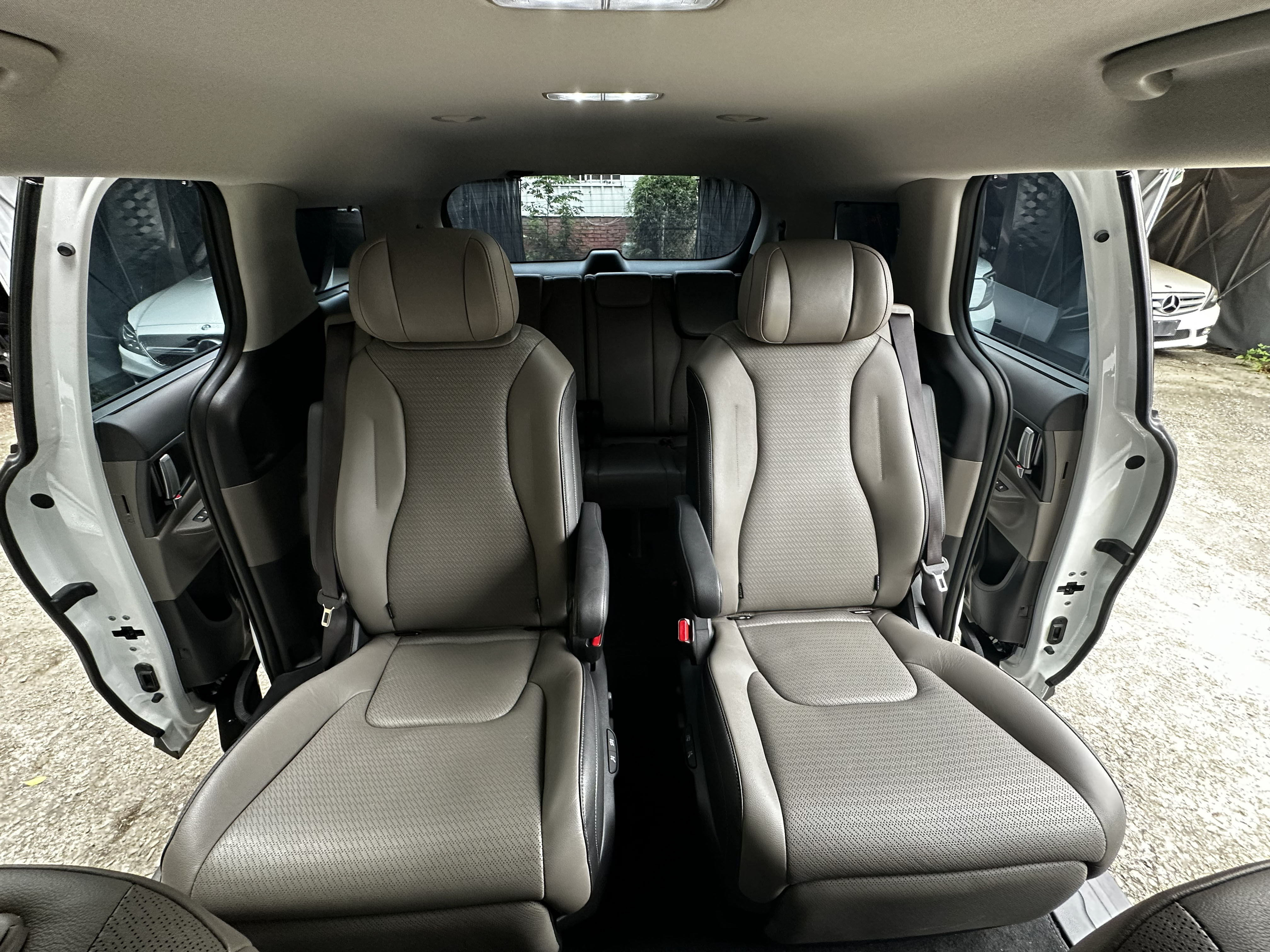 2024 KIA CARNIVAL 7人座嘉年華